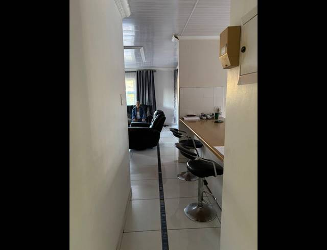 3 BEDROOM PROPERTY TO RENT IN BIRDSWOOD